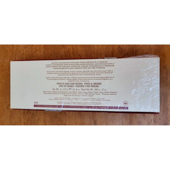 La Florentina Italian Luxury Hand Soap Handmade Pine & Berry Scent - Set of 3 - Picture 6 of 6